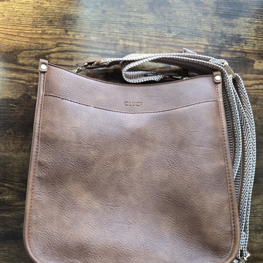 Cluci Brown Crossbody Bag with 2 Straps EUC $40 - Picture 7 of 13